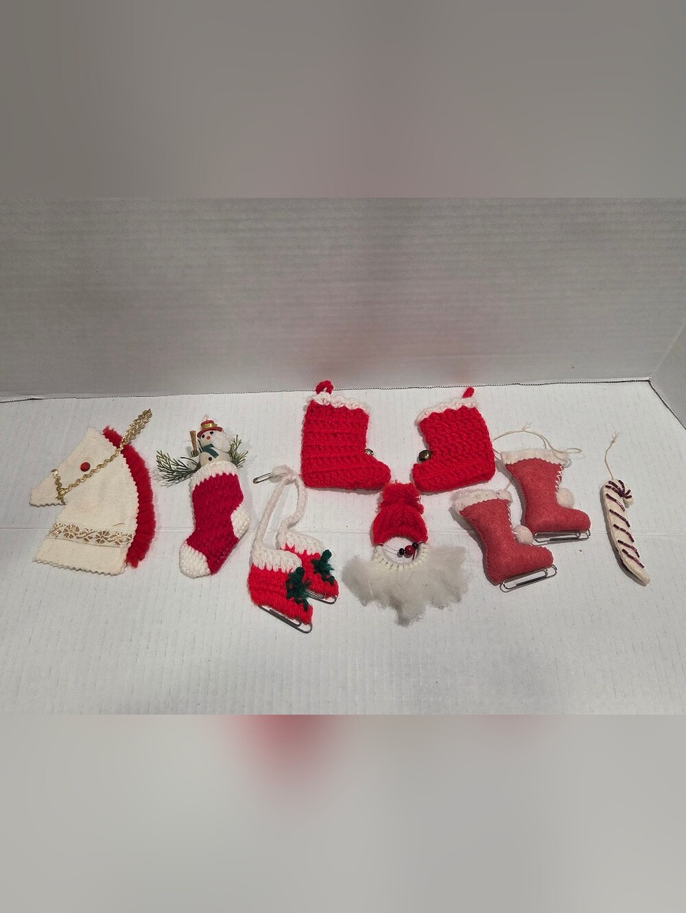 Vintage Lot Of 8 Yarn And Felt Hand Made Christmas Ornaments